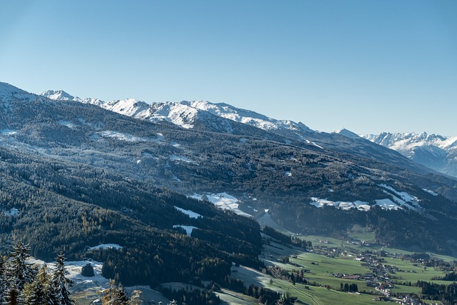 1964: Tokyo (Japan) & Innsbruck (Austria)