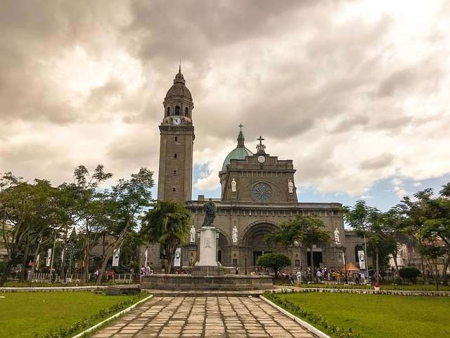 Baseball in Manila - culture, history, and development.