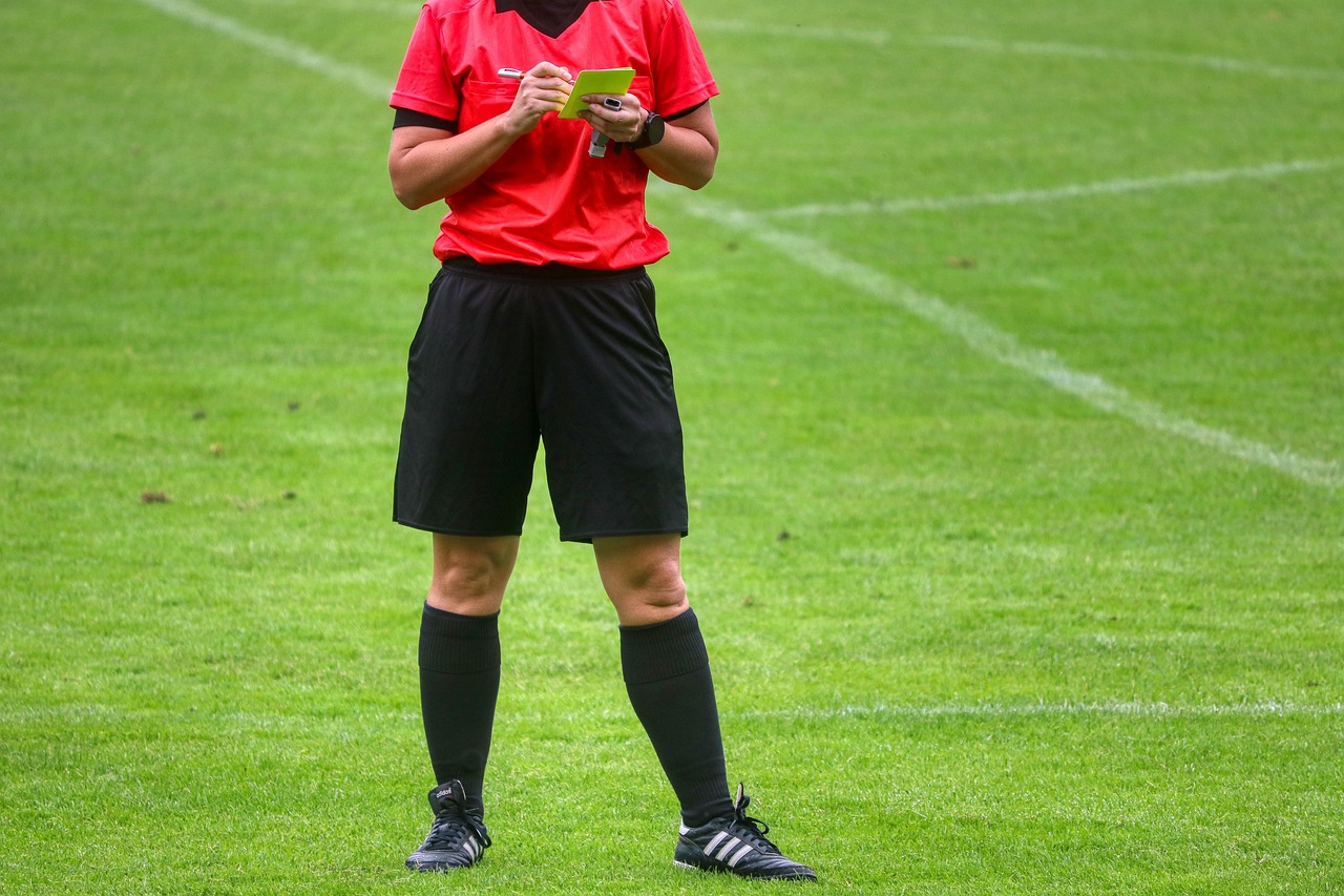 How Field Hockey Cards Turn Discipline Into Tactics