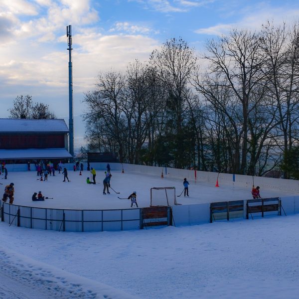 How the NHL Turned Outdoor Hockey Into Nostalgia Theater
